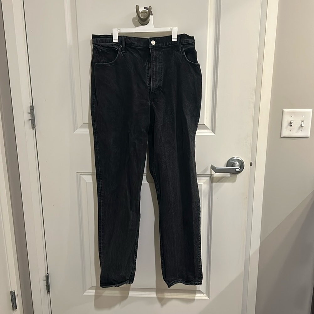 Abercrombie 90s Straight Ultra High Rise